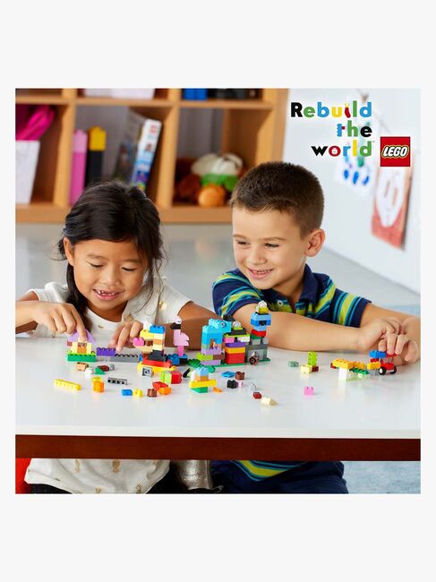 LEGO Classic 10713 Fantasiekoffer