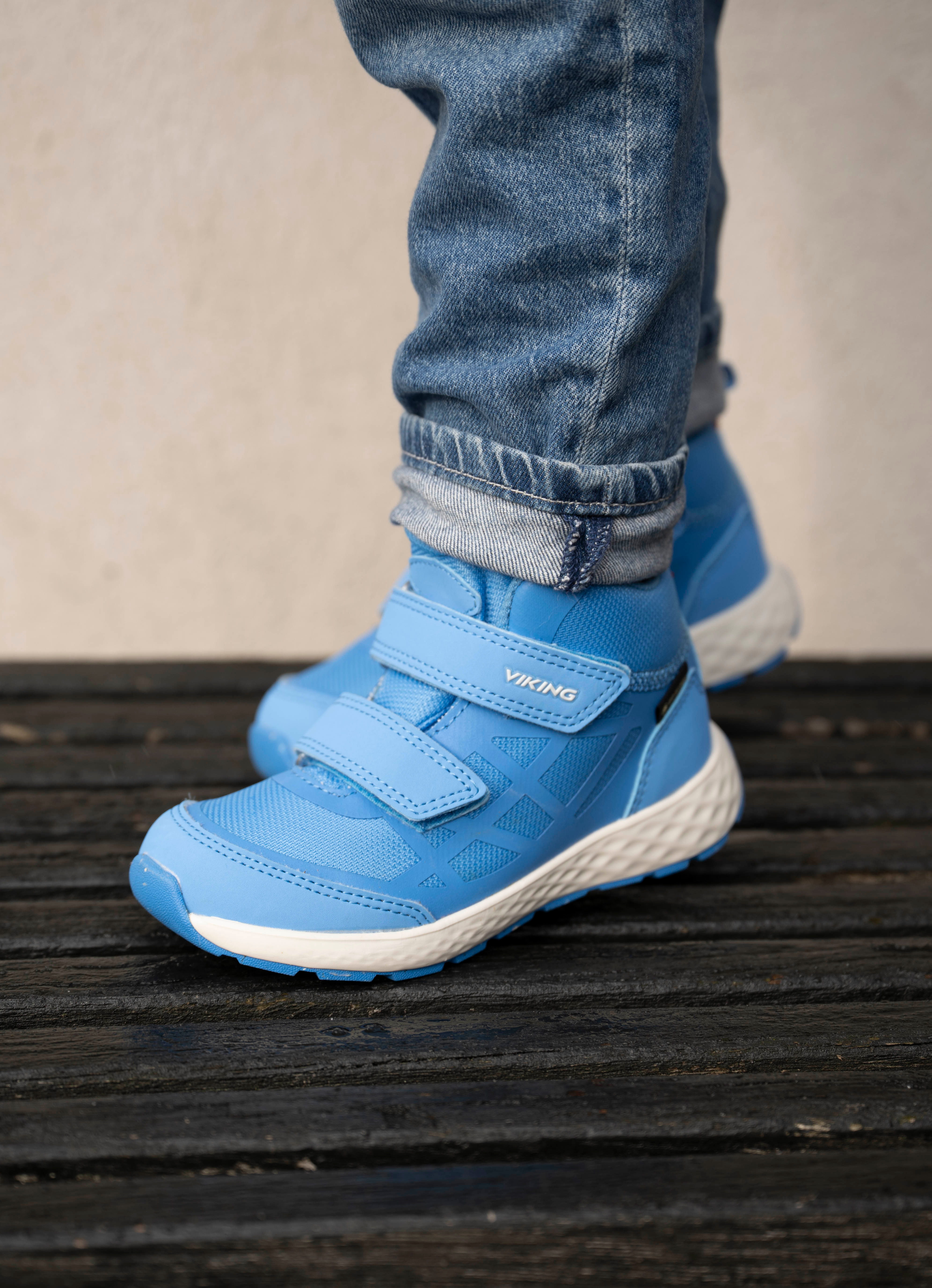 Viking Veme Reflex 2V Mid GTX Kinder Sneaker, Blue/Eggshell, 22, Kinderschuhe