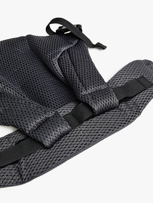 UB0-21-GreyMesh-4590_3d.jpg