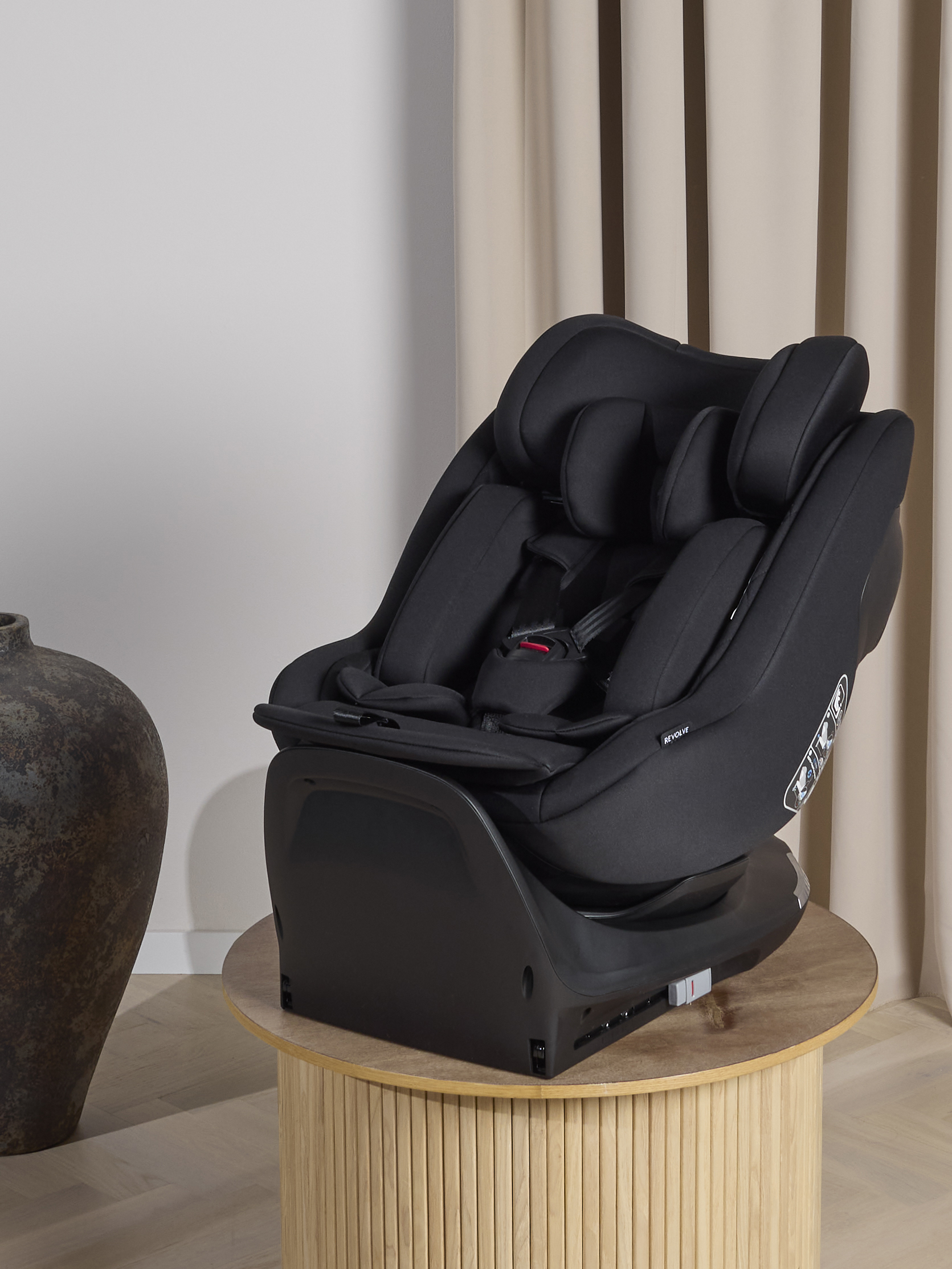 Beemoo Revolve i-Size Kindersitz inkl. Basis, Black Stone