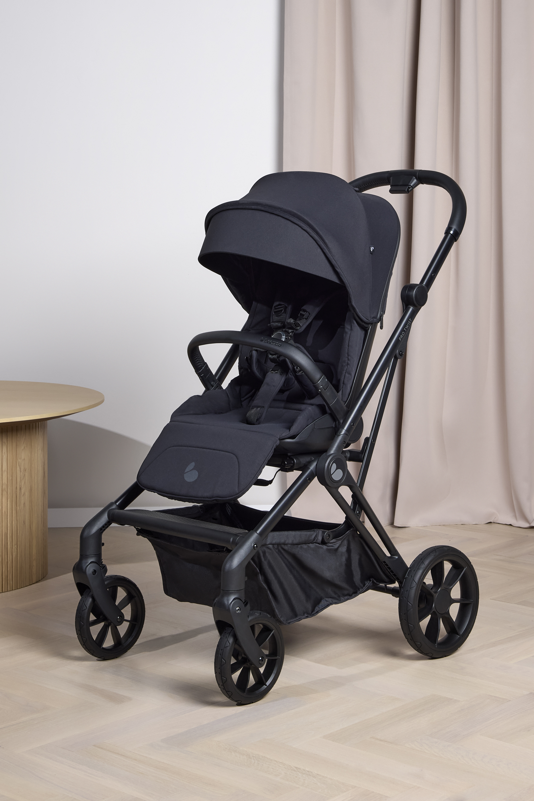 Beemoo Pro Twist Kinderwagen, Coffee Black