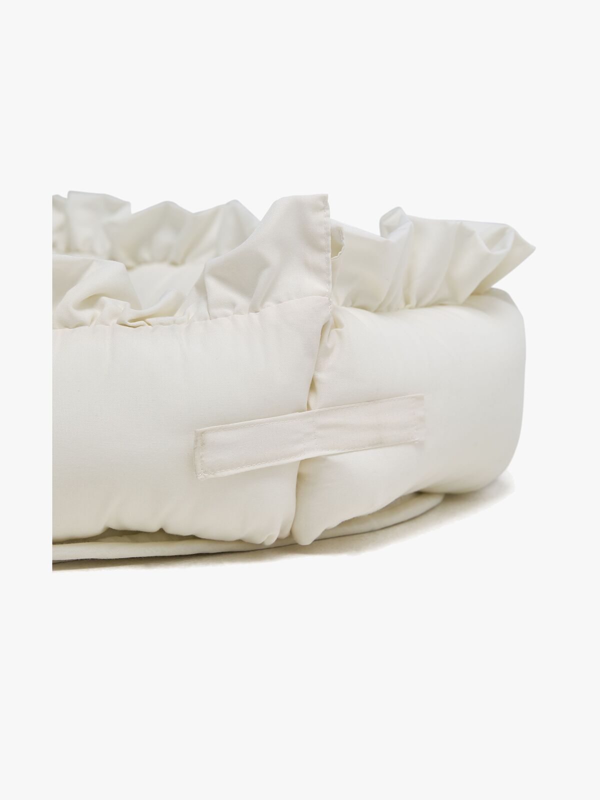 1923557_AF-babynest FREYA- White-3229_3a.jpg