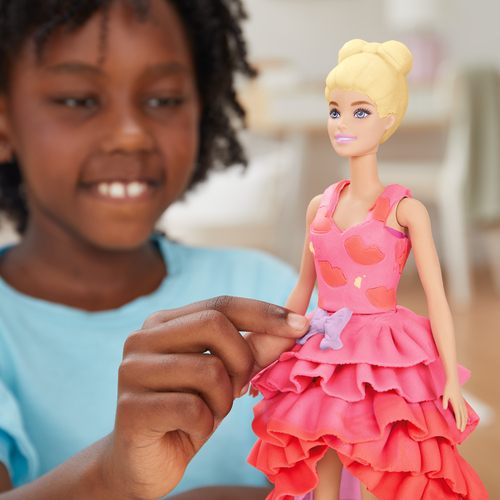 Play-Doh Barbie Knete mit Puppe Designer-Modenschau