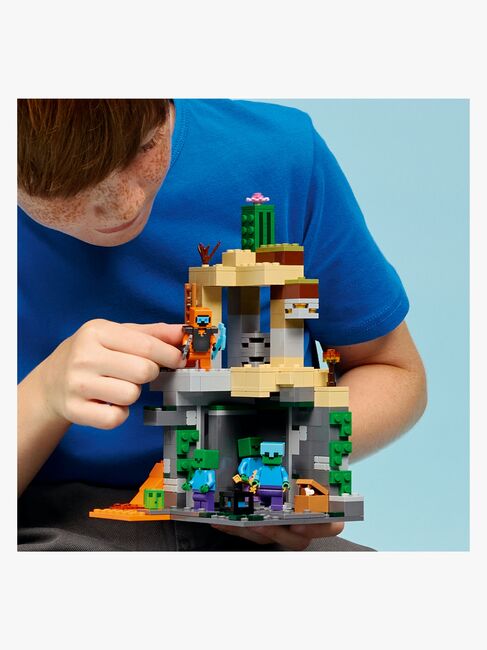 LEGO Minecraft 21587 Zombieverlies