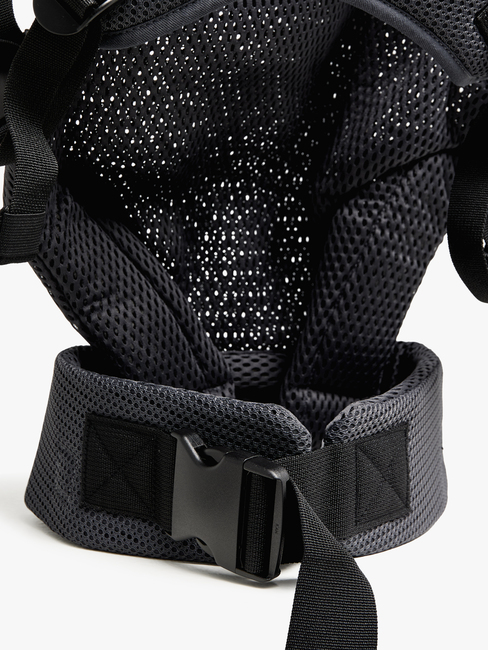 UB0-21-GreyMesh-4590_3f.jpg