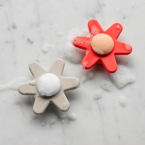 Nattou Soft Silicone Spinner mit Saugnapf, Clay
