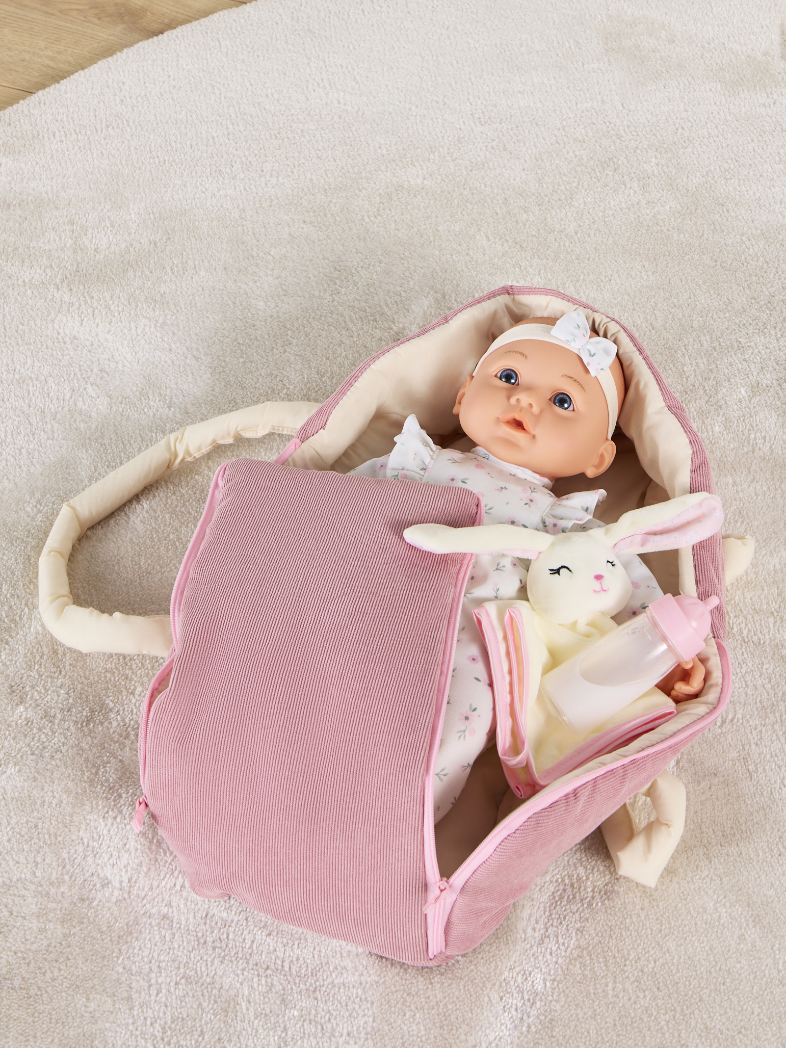 Cloudberry Castle Puppe mit Tragekorb 40 cm, Rosa