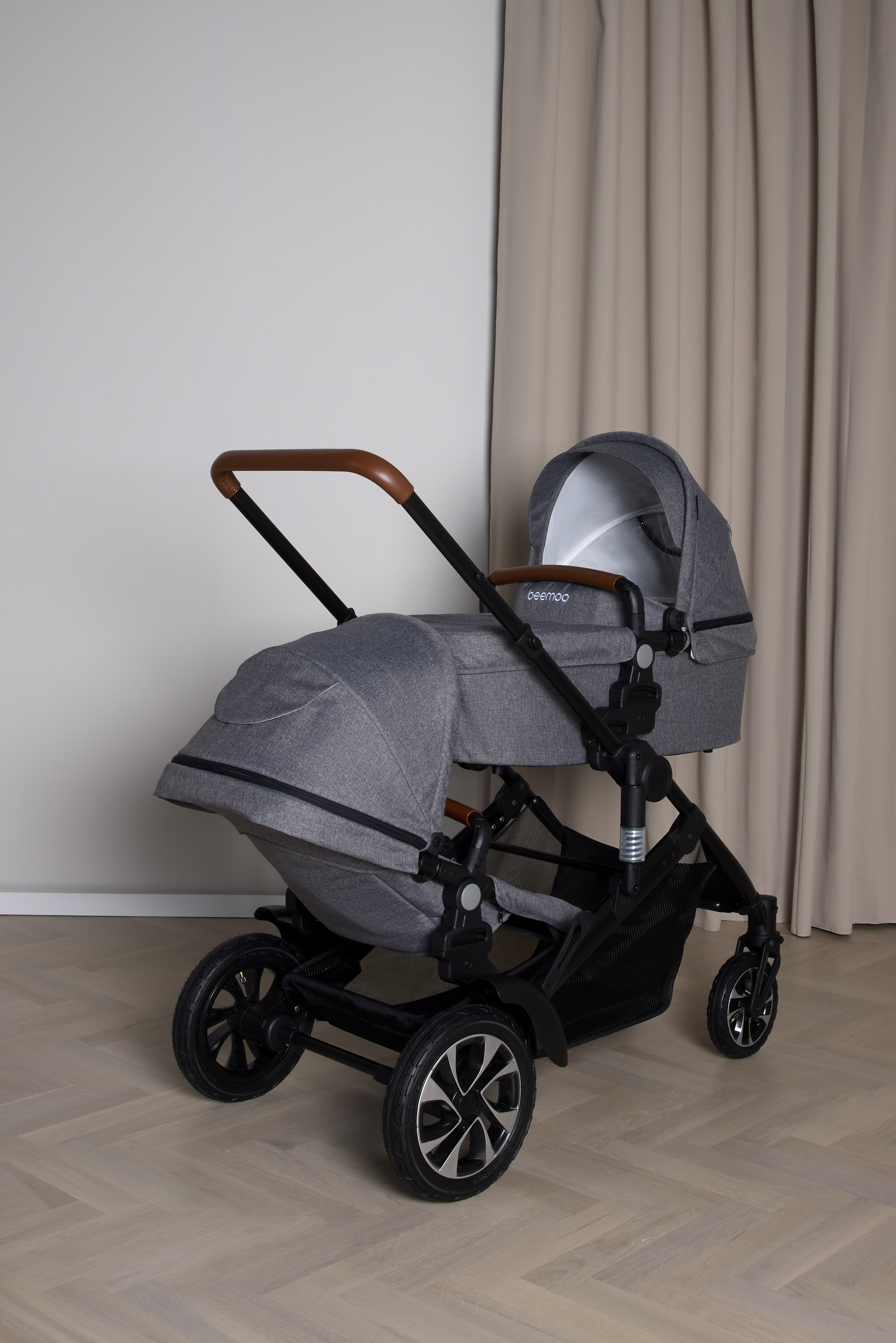 Beemoo Maxi 4 Twin, Grey/Black