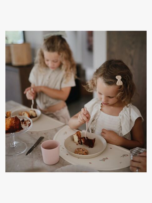 Mushie Becher, Blush