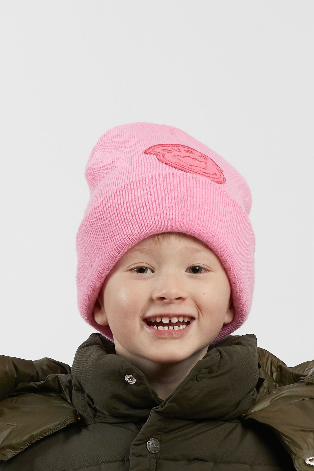 Svea Big Felt Badge Mütze, Cool Pink