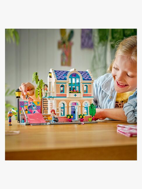 LEGO Friends 42687 Lianns Familienhaus