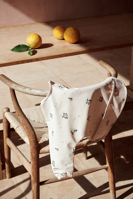 LIEWOOD Merle Cape Lätzchen mit Print, Peach/Sea Shell