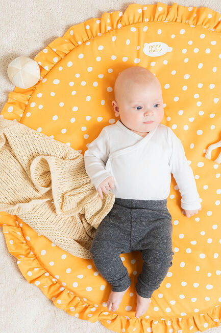 Petite Chérie Spielteppich Rüschen Ø80, Butterscotch Dots