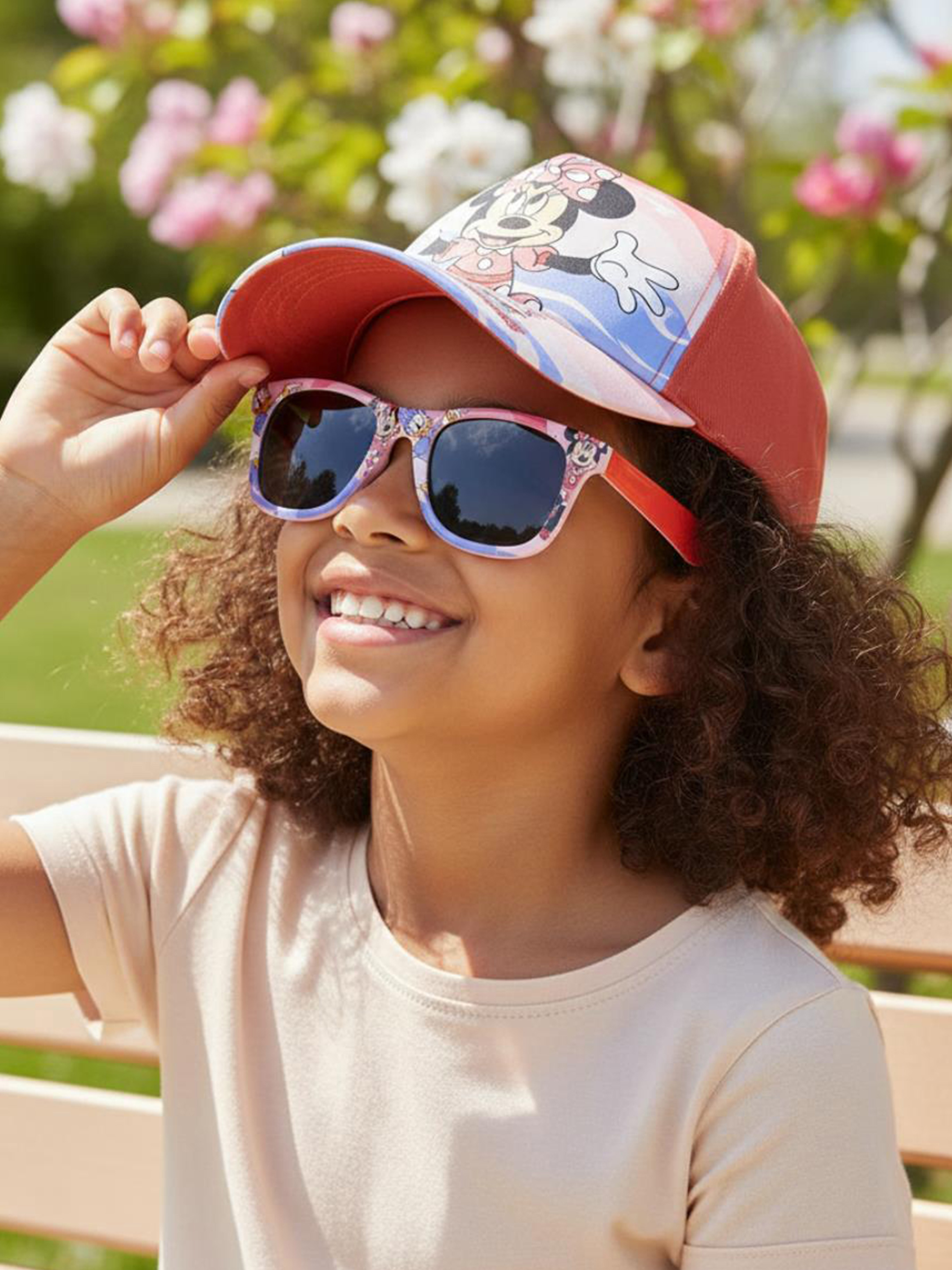 Kappe & Sonnenbrille, Rosa