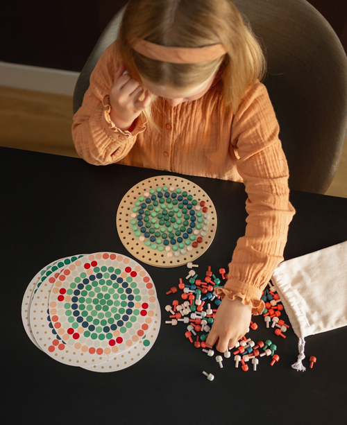BS Toys Mosaikplatte mit Stiften