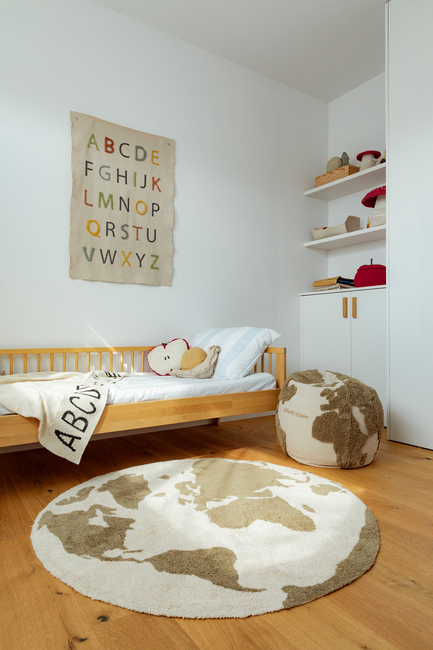 Lorena Canals RugCycled Waschbarer Teppich, World Map