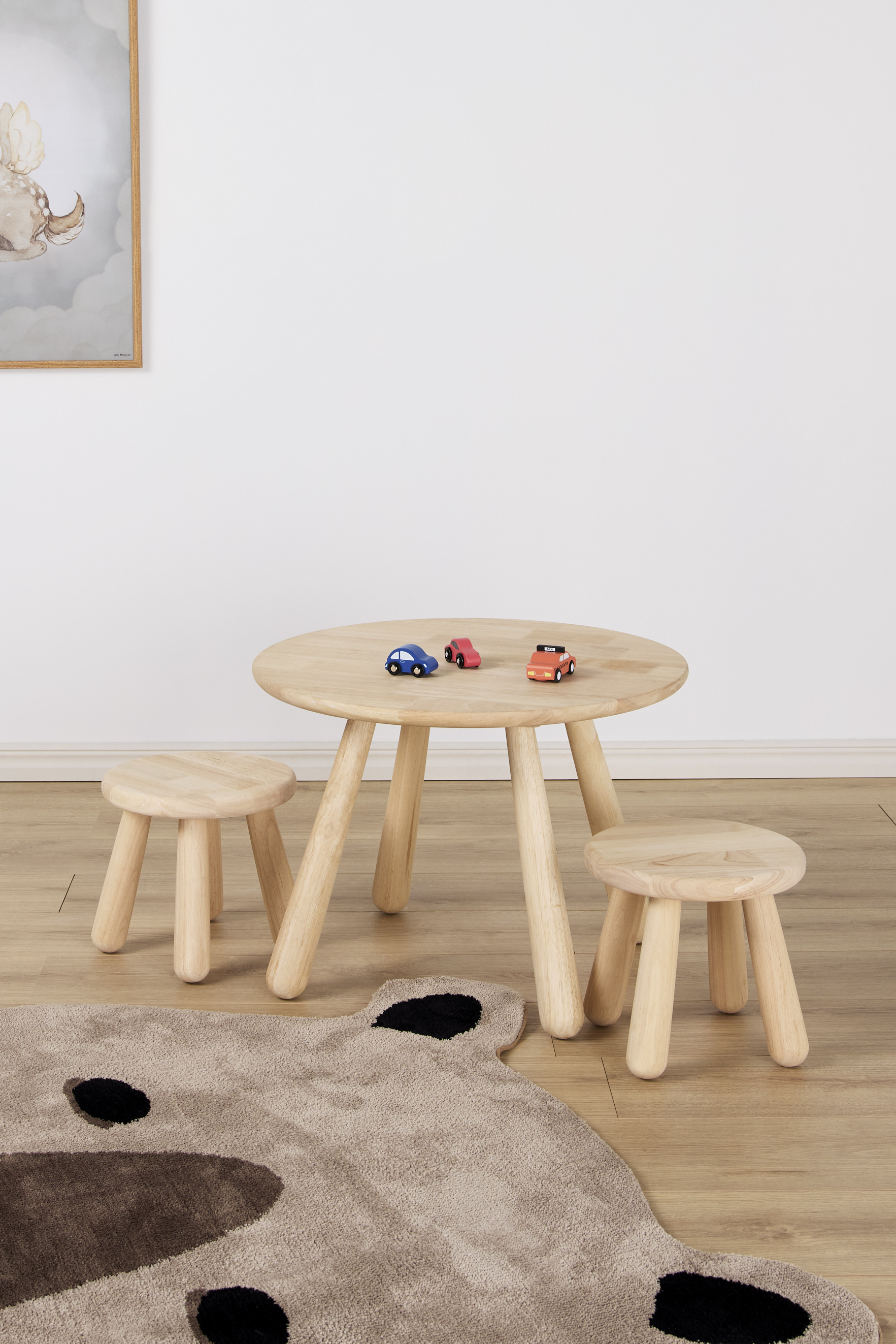 Minitude Nordic Dimma Tisch &  Runde Hocker, Natur, Kinderzimmermöbel, Kindermöbel