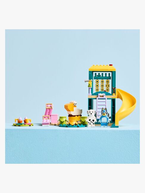 LEGO Bluey 11201 Bluey und Chloe auf dem Spielplatz