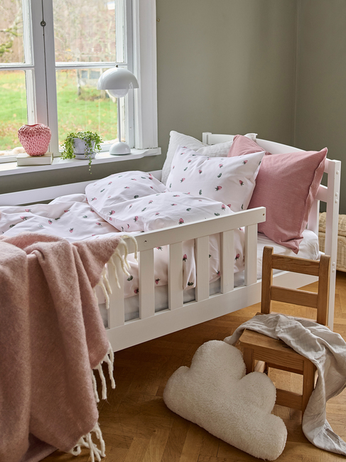 Borganäs Bettwäsche Erdbeertraum 150x210 cm