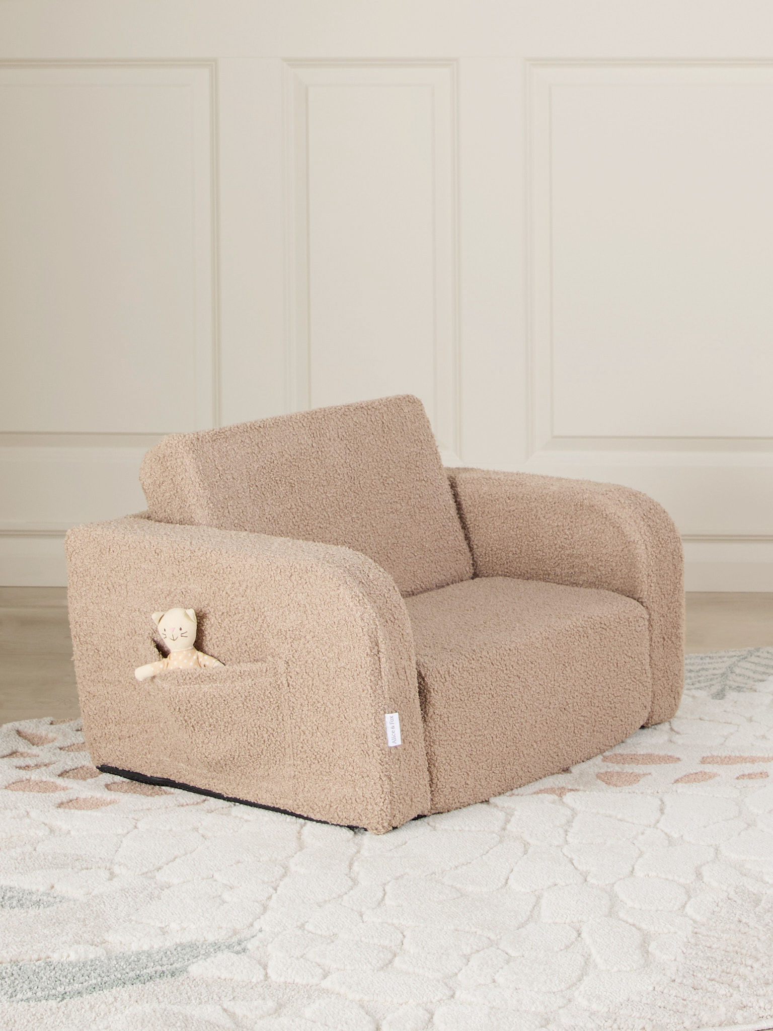 MUSHY Klappsessel, Taupe Teddy, Kindersessel
