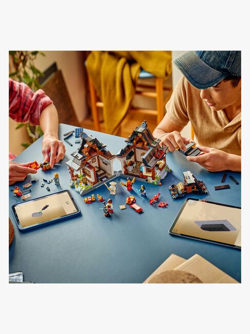 LEGO Ninjago 71858 15-jähriges Jubiläum der Vier-Waffen-Schmiede