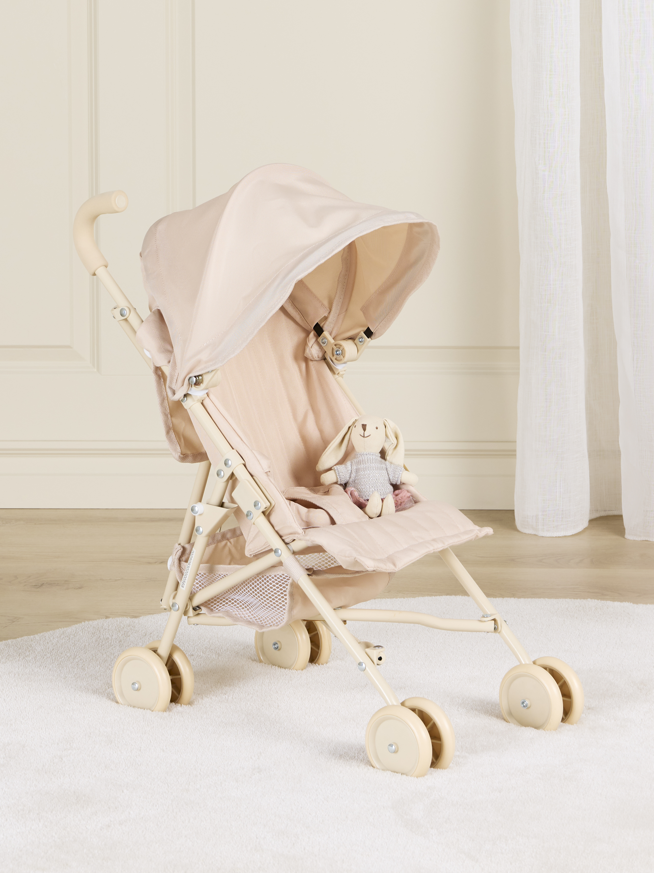 Puppenwagen, Beige