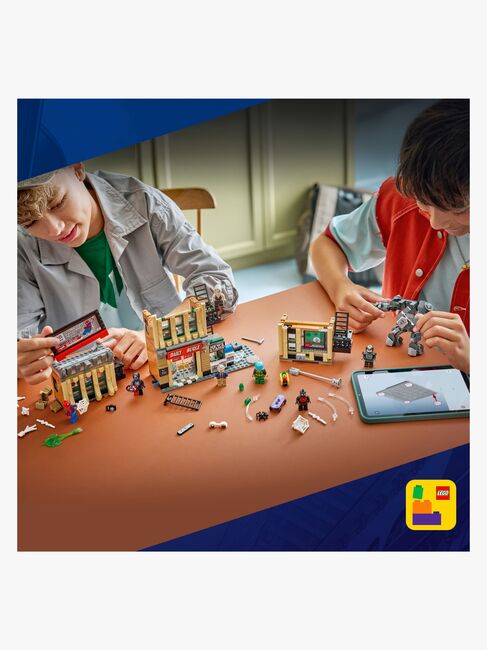 LEGO Super Heroes 76342 Spider-Man vs. Mysterio: Daily Bugle