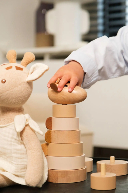 Egmont Toys Stapelspielzeug Giraffe Leonie