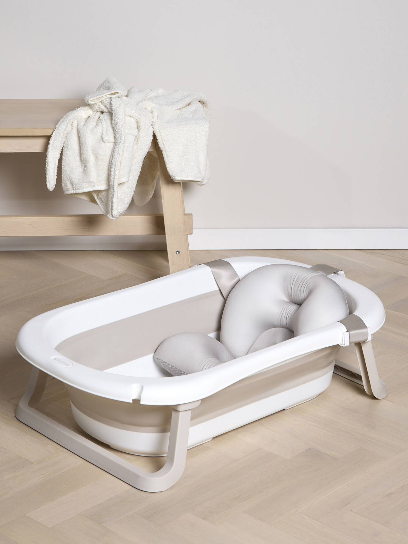 Beemoo CARE Assist Badewanne inkl. Badestütze, Beige