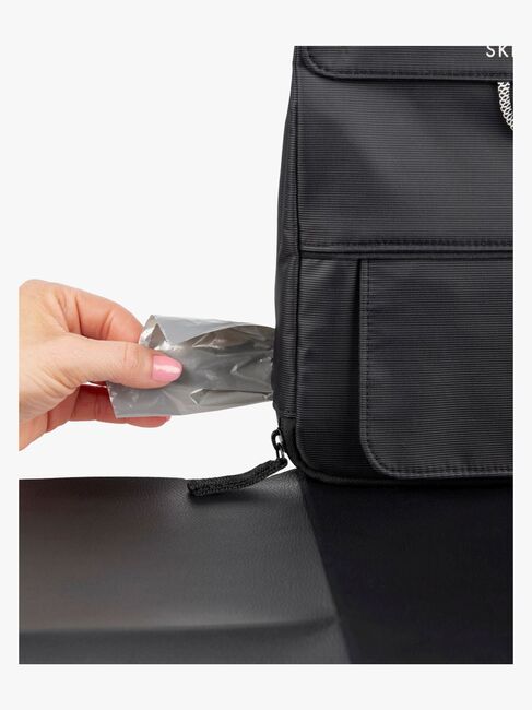 Skip Hop Clean Slate Tragbare Wickelunterlage, Schwarz