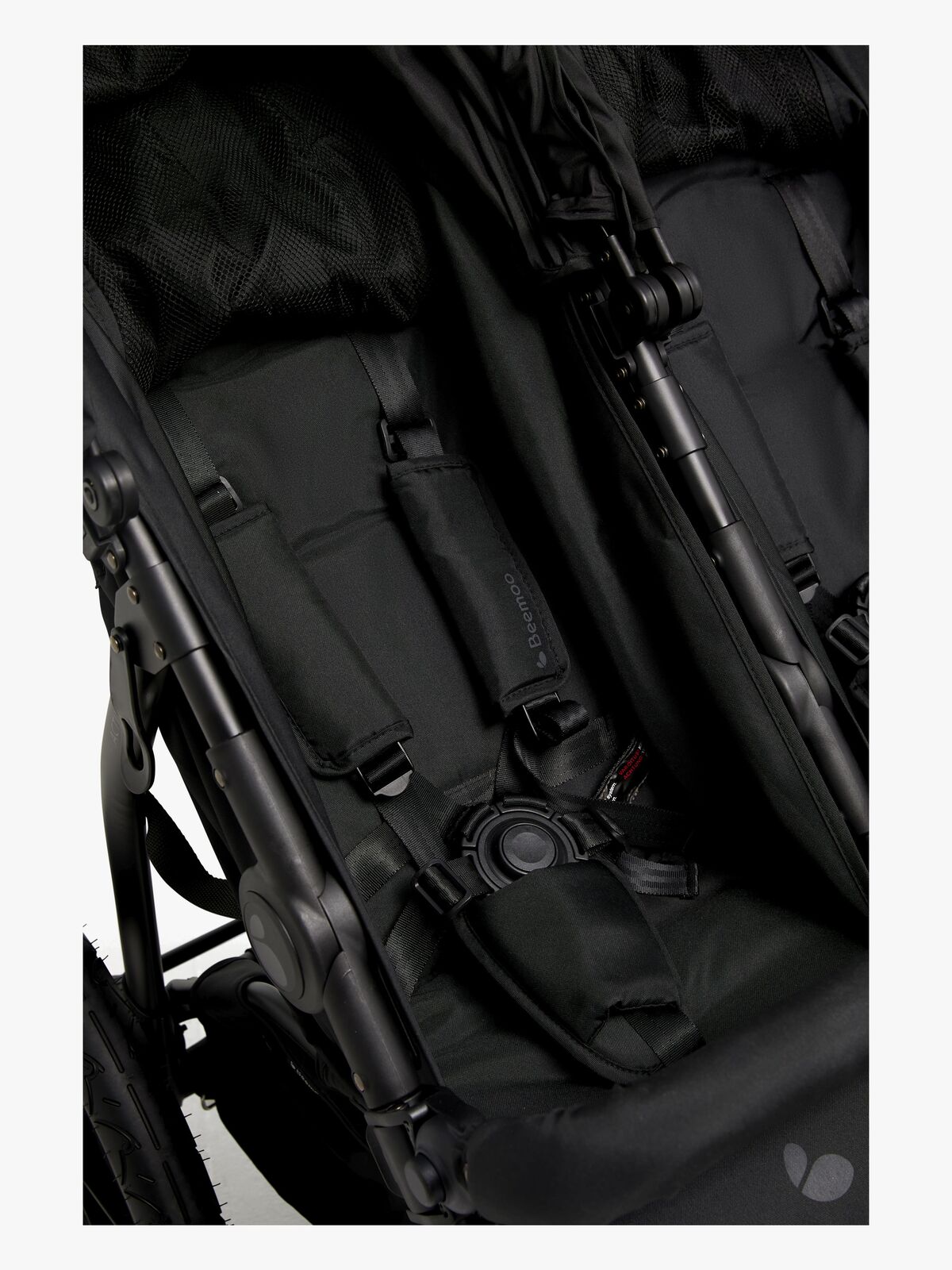 BM-ACTIVITYTWIN-BLACK-1895_4j.jpg