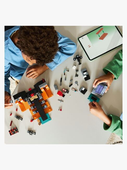 LEGO Minecraft 21590 Duell mit dem Wither