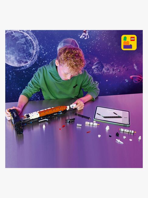 LEGO Technic 42221 NASA Artemis SLS-Schwerlastrakete