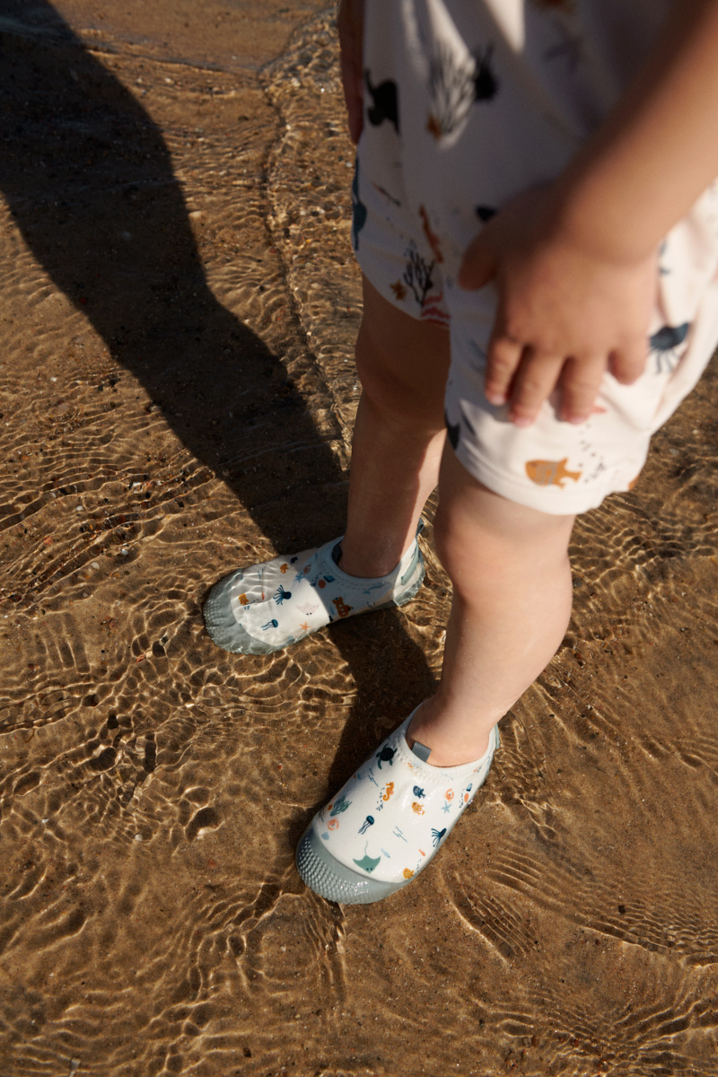 LIEWOOD Sanjia Badeschuhe, Sea Creature/Sandy, 27