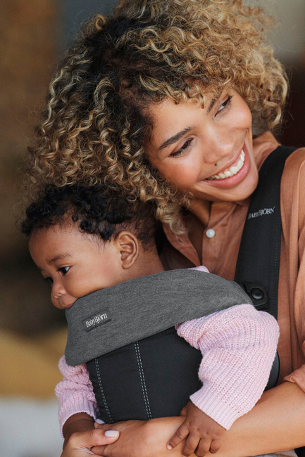 BabyBjörn Lätzchen für Babytrage Jersey, Dunkelgrau