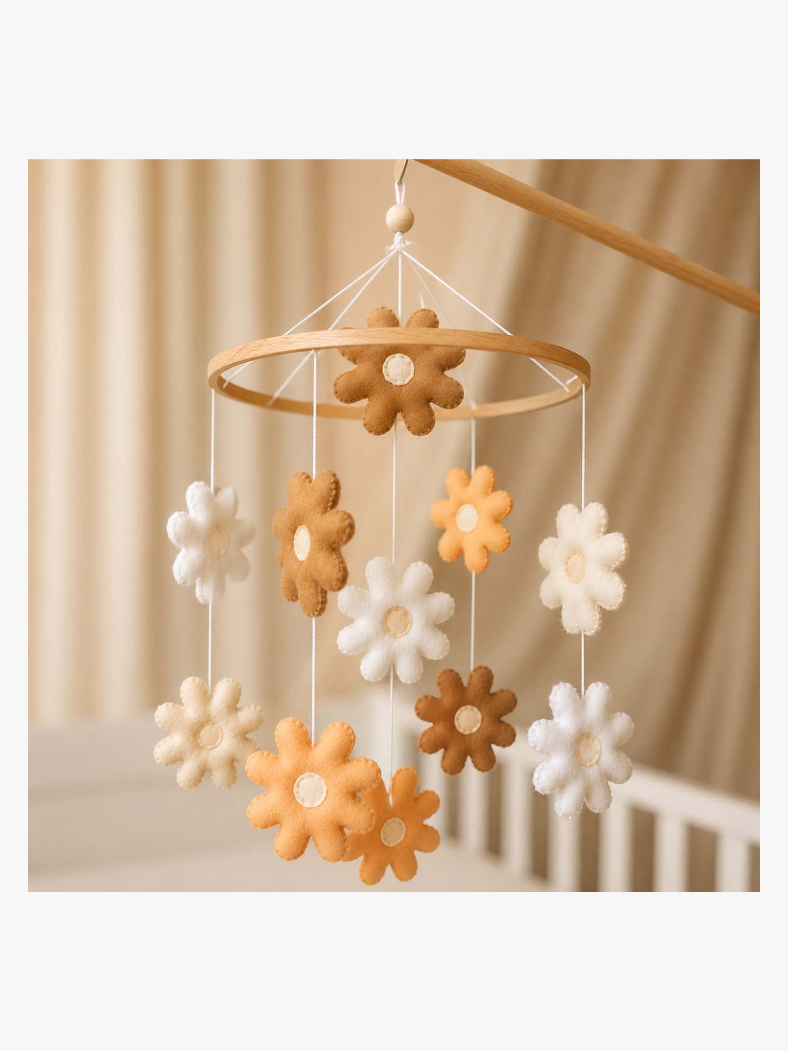 Little Loua Babymobile, Flowers