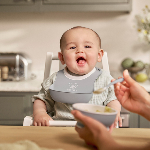 BabyBjörn Lätzchen-Set 2er-Pack, Grau/Rosa