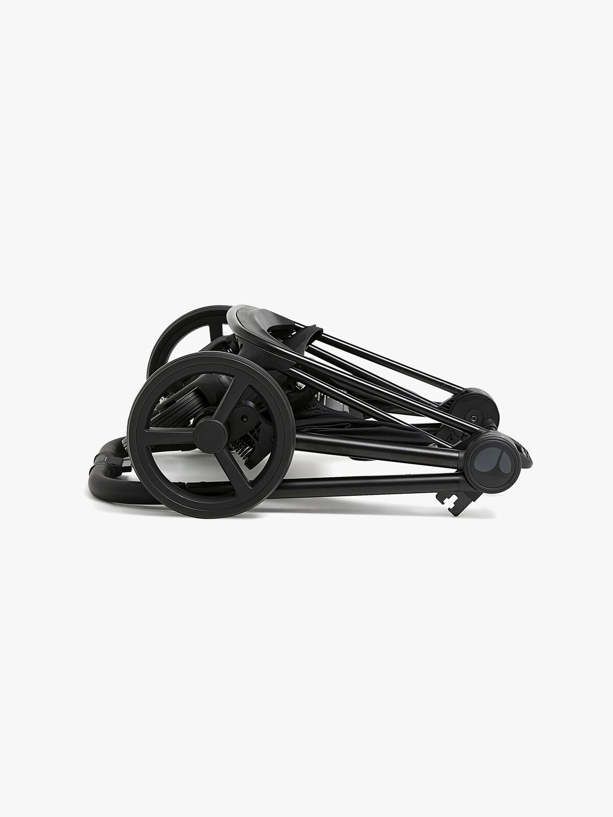 BEEMOO-ONE-ALLBLACK-1895_3m.jpg