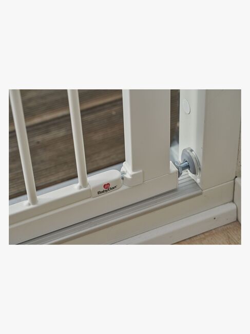 BabyDan Perfect Close Kinderschutzgitter, Weiß