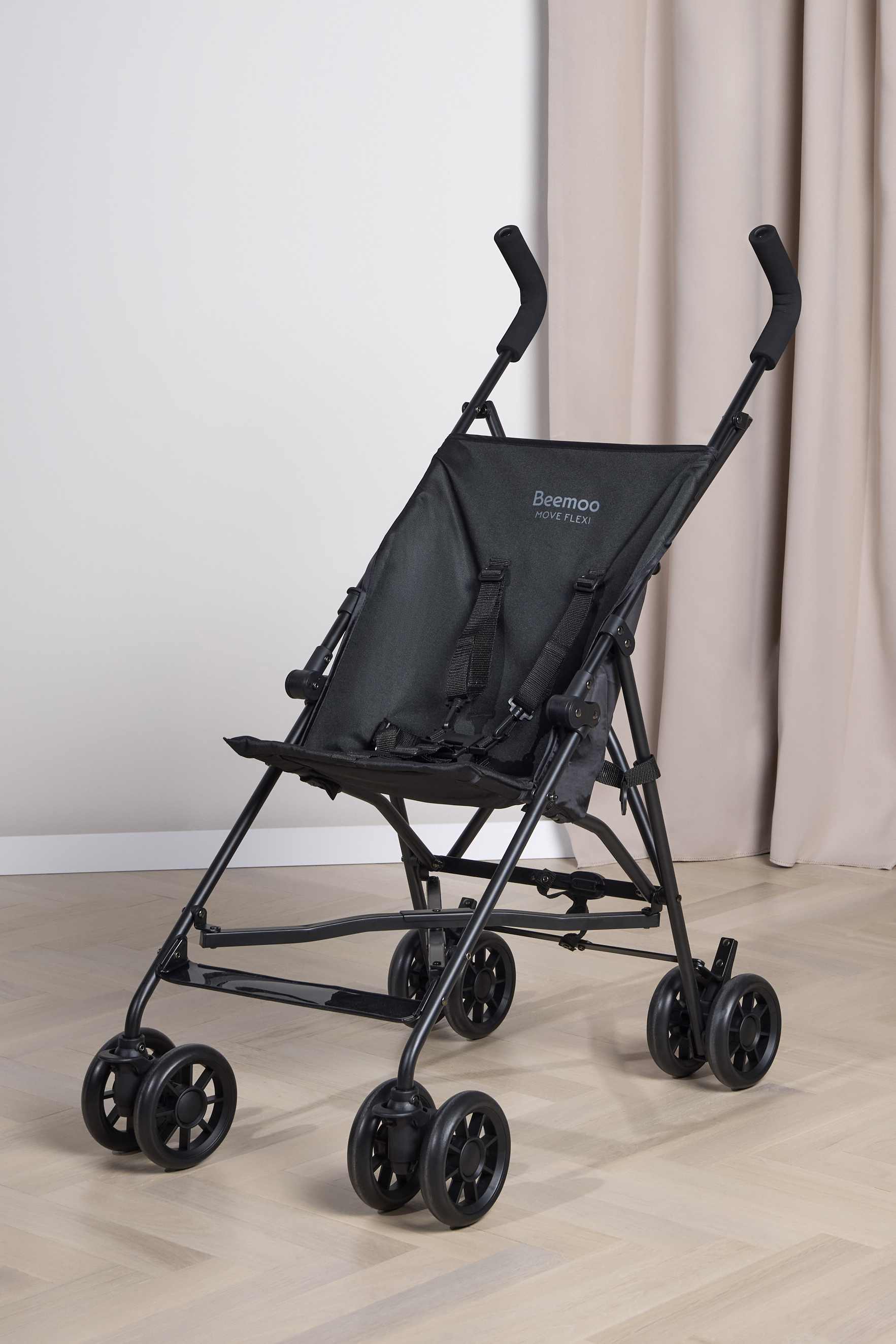 Beemoo Move Flexi Reisebuggy, Black