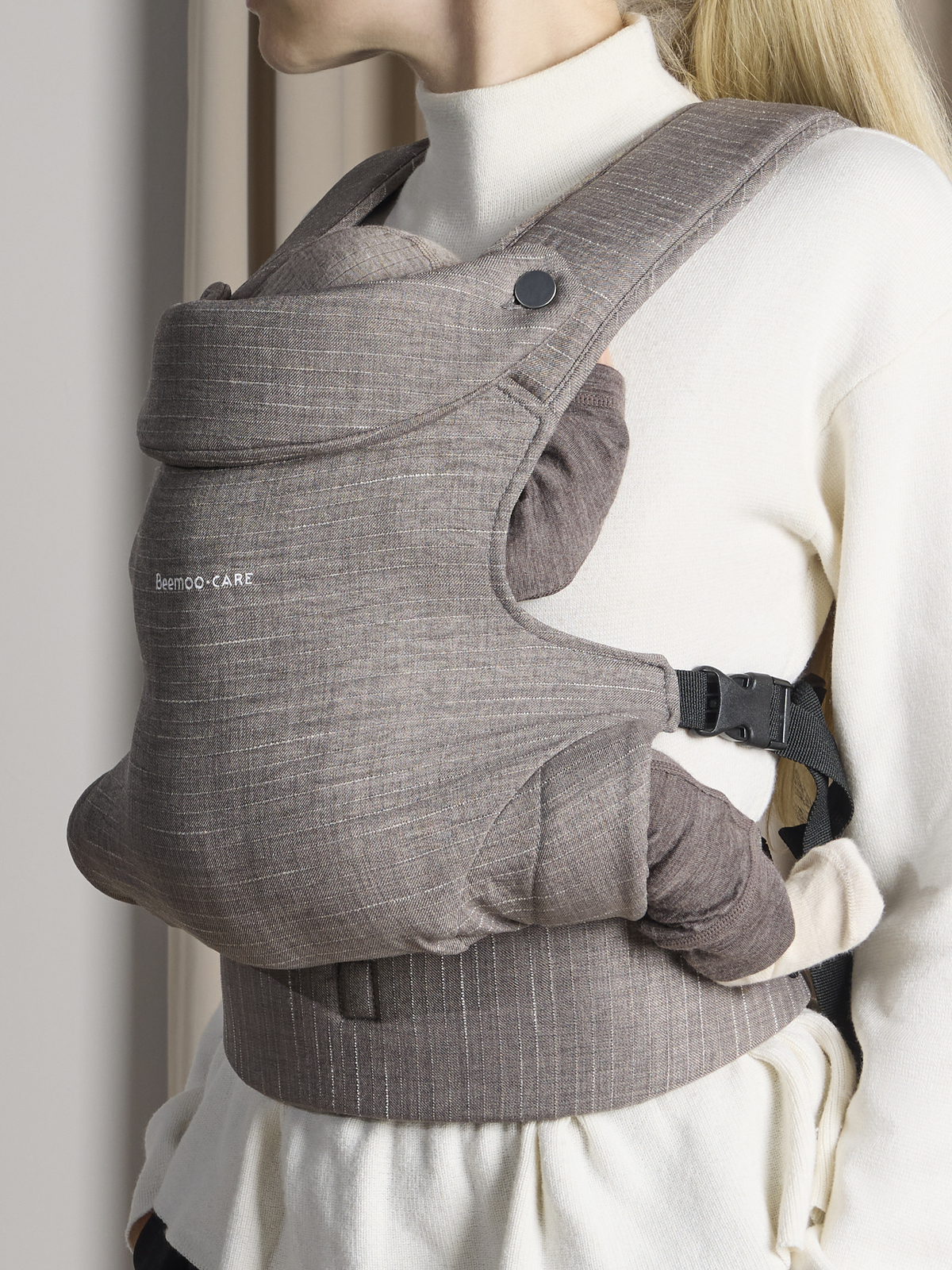 UB0-21-Grey-4590_5.jpg