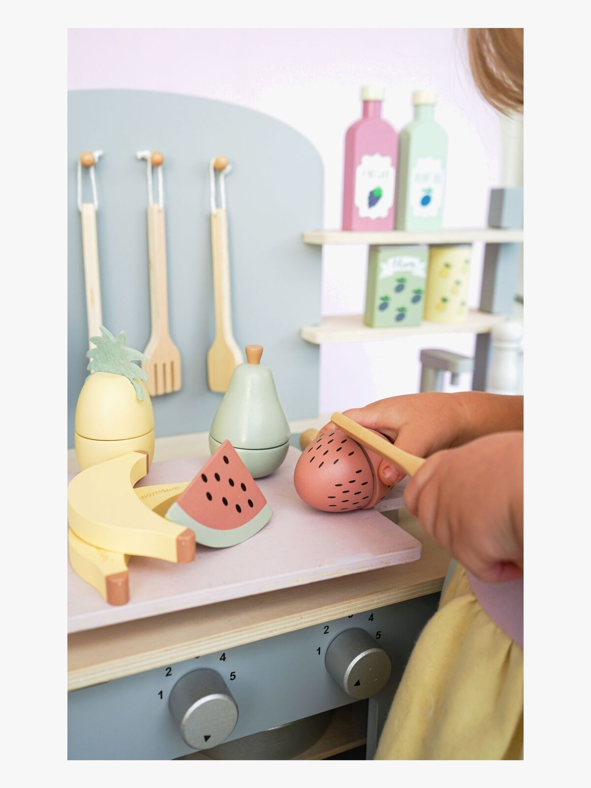 W7273-1116_4c.jpg