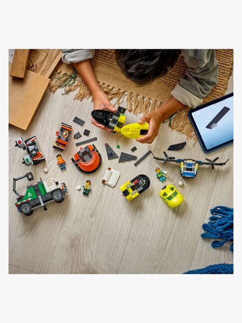 LEGO City 60505 Kombinationsset mit Flugzeug, Wartungsfahrzeug und Luftkissenboot