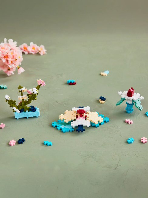 Plus Plus Bau-Set Inspiriert von Van Goghs Mandelblüten
