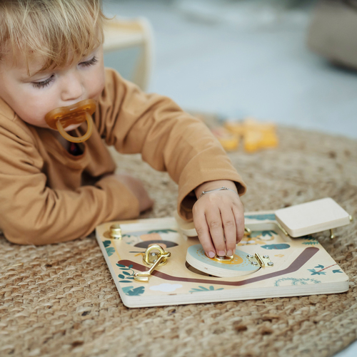 Small Foot Motorikbrett mit Schlössern, Safari