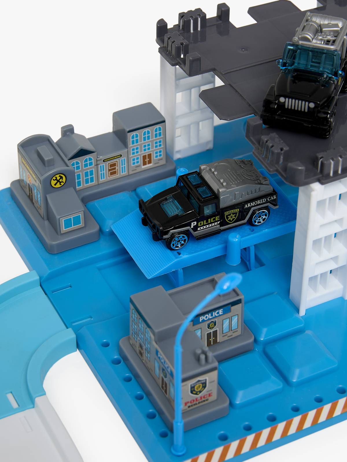BILBANAPARKERING-MX0524106-4244_3a.jpg