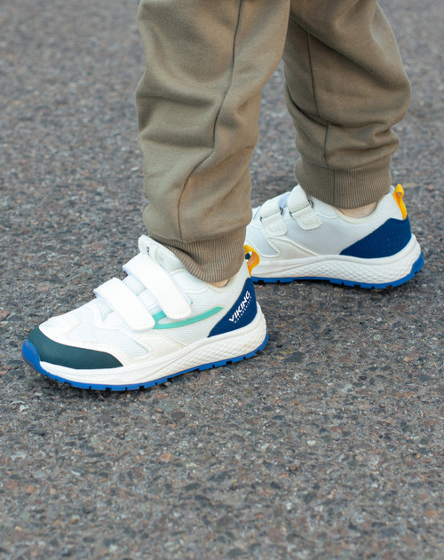 Viking Century 2V WP Sneaker, Eggshell/Blue