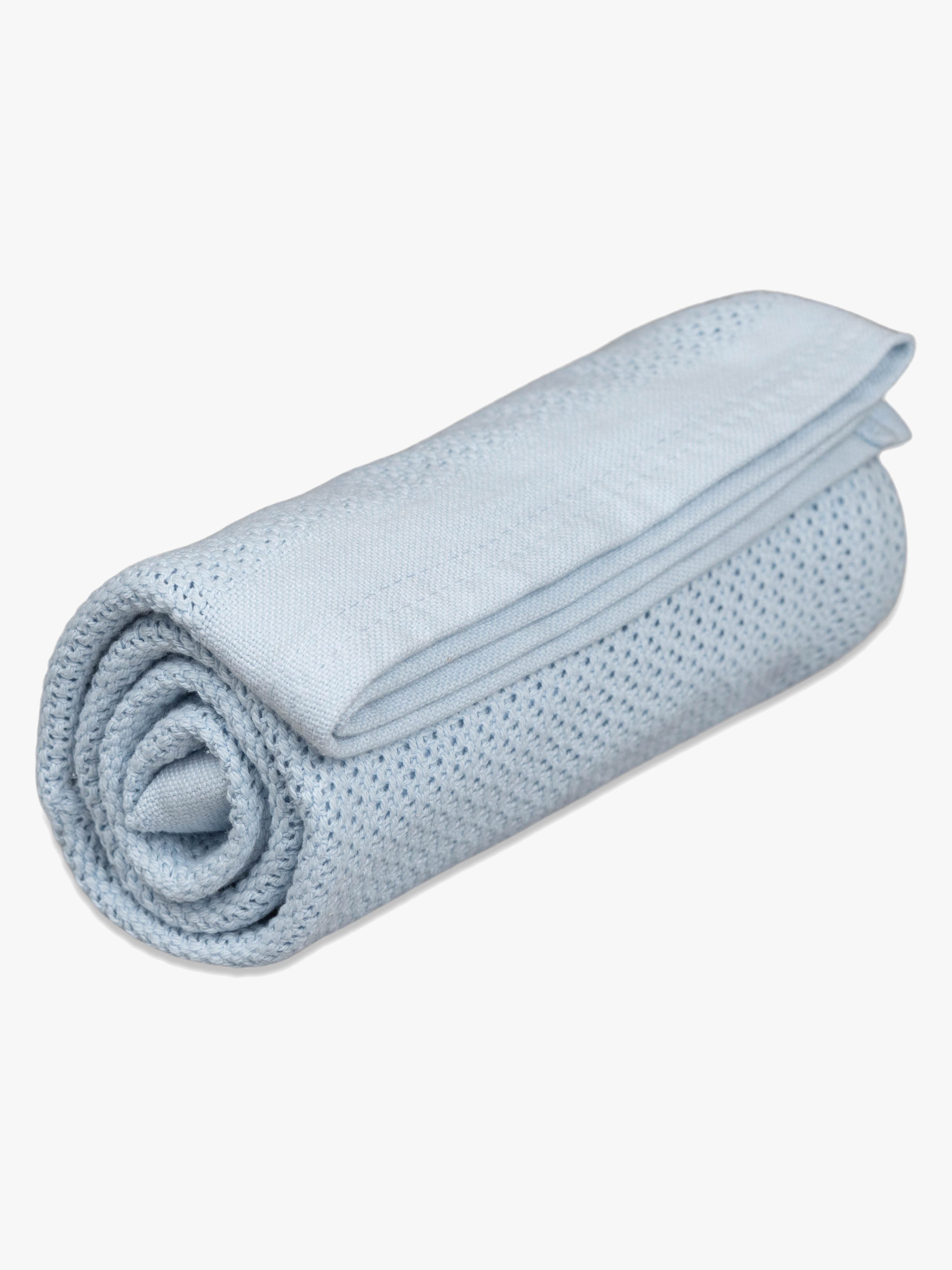 Vinter &  Bloom Soft Grid Lochmusterdecke, True Blue