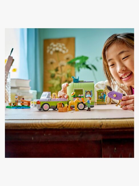 LEGO Friends 42695 Pferd und Fohlen mit Pferdeanhänger