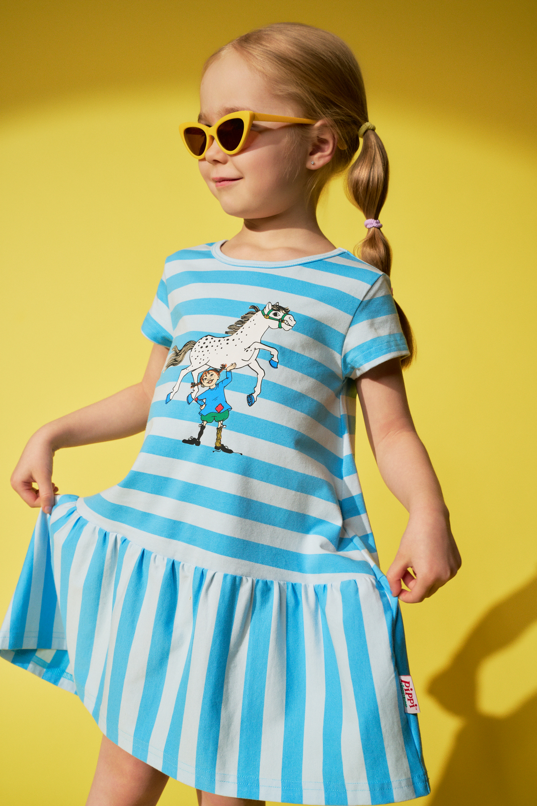 73101945-Blue-1616_2.jpg